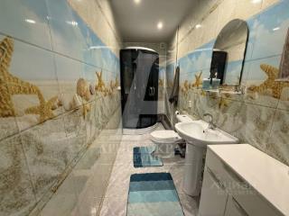 2-этажный дом, 200 м², 4.26 сотки