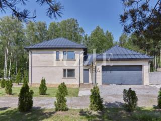 2-этажный дом, 301 м², 12 соток