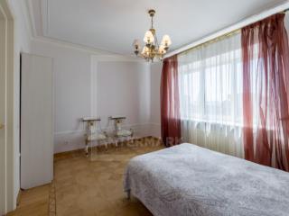 4-комн. квартира, 180 м², 12/12 этаж