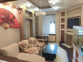 2-комн. квартира, 82 м², 2/4 этаж