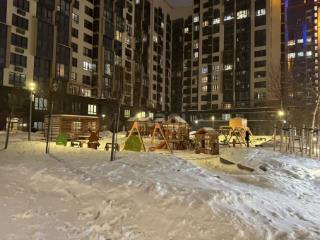 3-комн. квартира, 198 м², 2/12 этаж