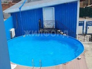 3-этажный коттедж, 230 м², 9 соток