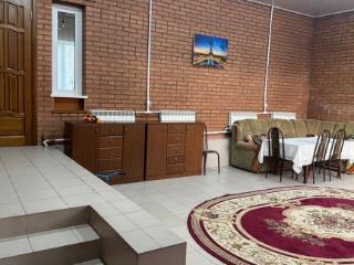  дом, 250 м², 20 соток