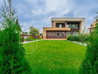 2-этажный коттедж, 268.7 м², 11 соток