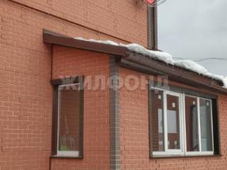  дом, 220 м², 8 соток