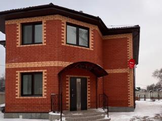  коттедж, 260 м², 10 соток
