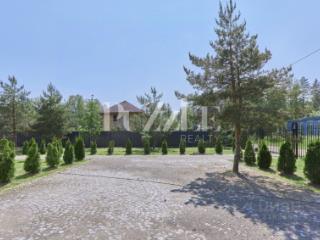 2-этажный дом, 301 м², 12 соток