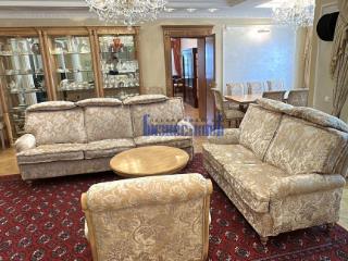 4-комн. квартира, 198 м², 7/12 этаж