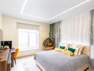  дом, 145.8 м², 7.5 соток