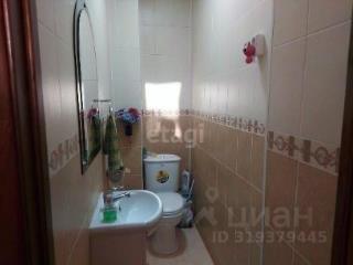 3-этажный дом, 300.7 м², 12.75 соток