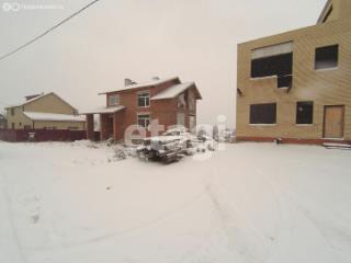 3-этажный дом, 300 м², 9.2 соток