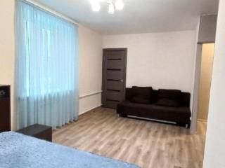 1-комн. квартира, 32 м², 2/4 этаж