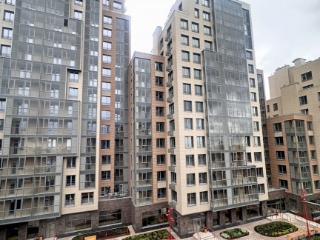 2-комн. квартира, 76 м², 4/18 этаж