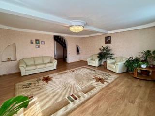 2-этажный коттедж, 160 м², 18.2 соток