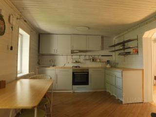 2-этажный дом, 200 м², 60 соток