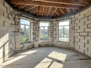 2-этажный коттедж, 260 м², 7.2 соток