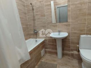 2-комн. квартира, 47 м², 11/17 этаж