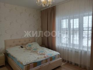  дом, 220 м², 8 соток