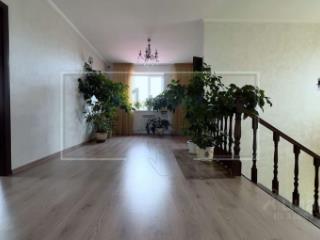 3-этажный коттедж, 341.3 м², 6.5 соток