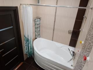 2-комн. квартира, 72 м², 11/17 этаж
