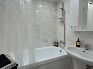 2-комн. квартира, 51 м², 10/10 этаж