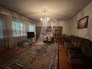 1-этажный дом, 270 м², 17 соток