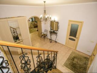 3-этажный дом, 175 м², 50 соток