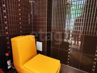 3-этажный дом, 260 м², 15 соток