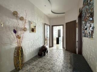 4-комн. квартира, 117.3 м², 7/18 этаж