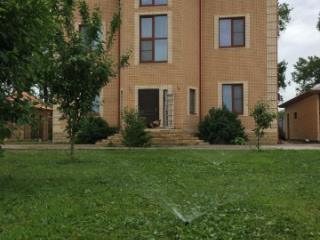 3-этажный коттедж, 307.6 м², 17.6 соток