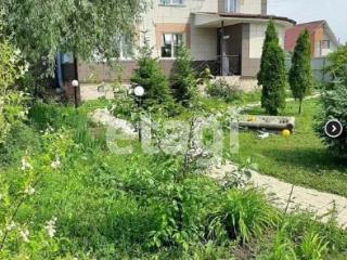 3-этажный дом, 360 м², 10.89 соток