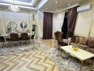 3-комн. квартира, 114 м², 6/13 этаж