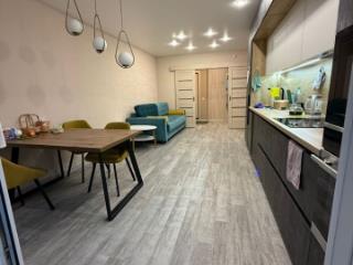 3-комн. квартира, 80.6 м², 2/10 этаж
