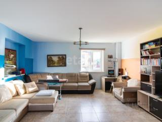 3-этажный дом, 352.9 м², 14.1 соток