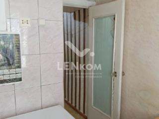 2-комн., Квартира, 44 м², 5/5 этаж