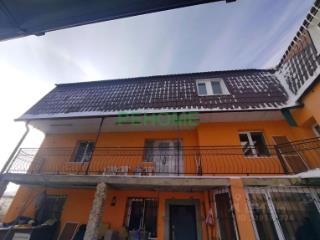 3-этажный коттедж, 357 м², 4 сотки