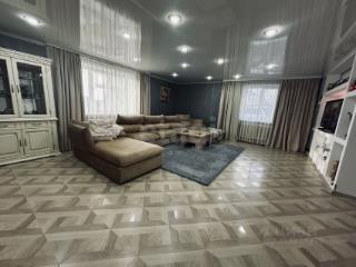 2-этажный дом, 177.3 м², 712 соток