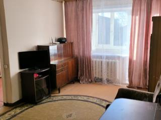 2-комн. квартира, 42 м², 3/5 этаж