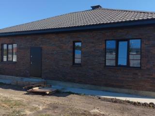  дом, 115 м², 8 соток