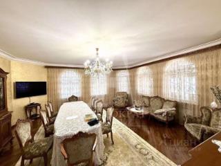 3-этажный дом, 342.7 м², 6.5 соток