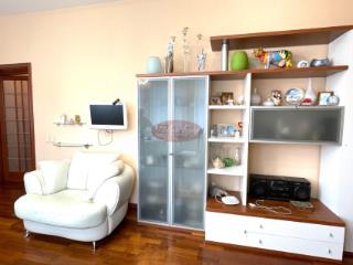 3-этажный коттедж, 350 м², 15 соток