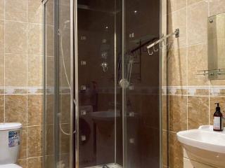  дом, 185.5 м², 8 соток