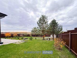 3-этажный дом, 262.2 м², 8 соток