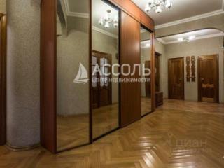 6-комн. квартира, 164.2 м², 2/5 этаж