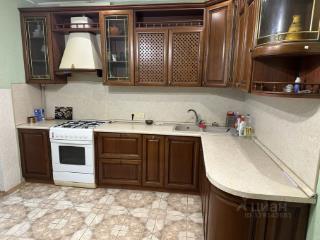 2-комн. квартира, 70 м², 4/6 этаж