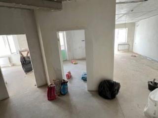 2-комн. квартира, 81 м², 5/19 этаж
