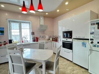  дом, 118.6 м², 12 соток