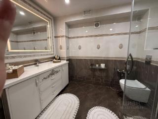 3-этажный дом, 309 м², 10 соток