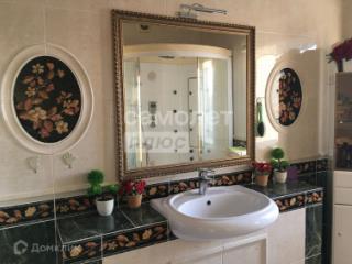 8-комн. квартира, 226.8 м², 4/5 этаж