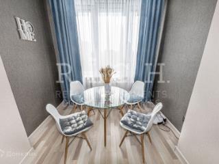 3-комн. квартира, 85 м², 7/14 этаж